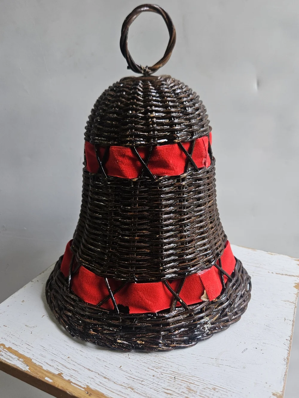 Source Unknown Brown Woven Bell Holiday Ornaments with Red Trim